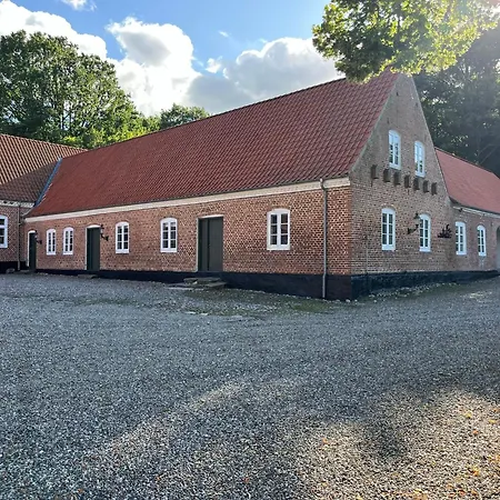 Luxurious In Manor House
